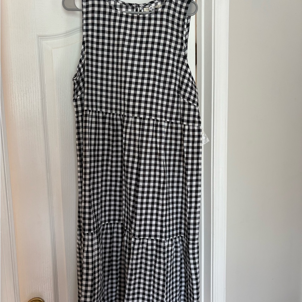 Black and White Gingham Sleeveless Dress